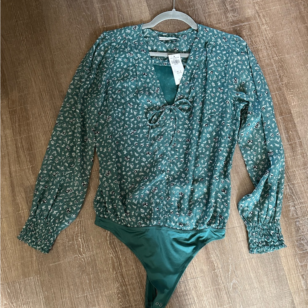 Abercrombie & Fitch green floral body suit (thong)